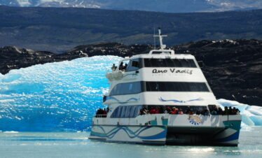 Perito Moreno Glacier – CALAFATE (Footbridges and Navigation)